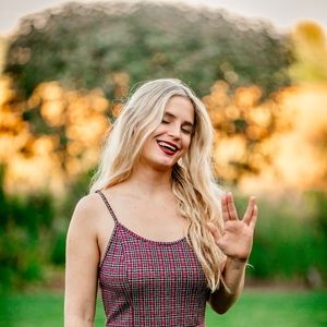 Meet your Posher, Shelby